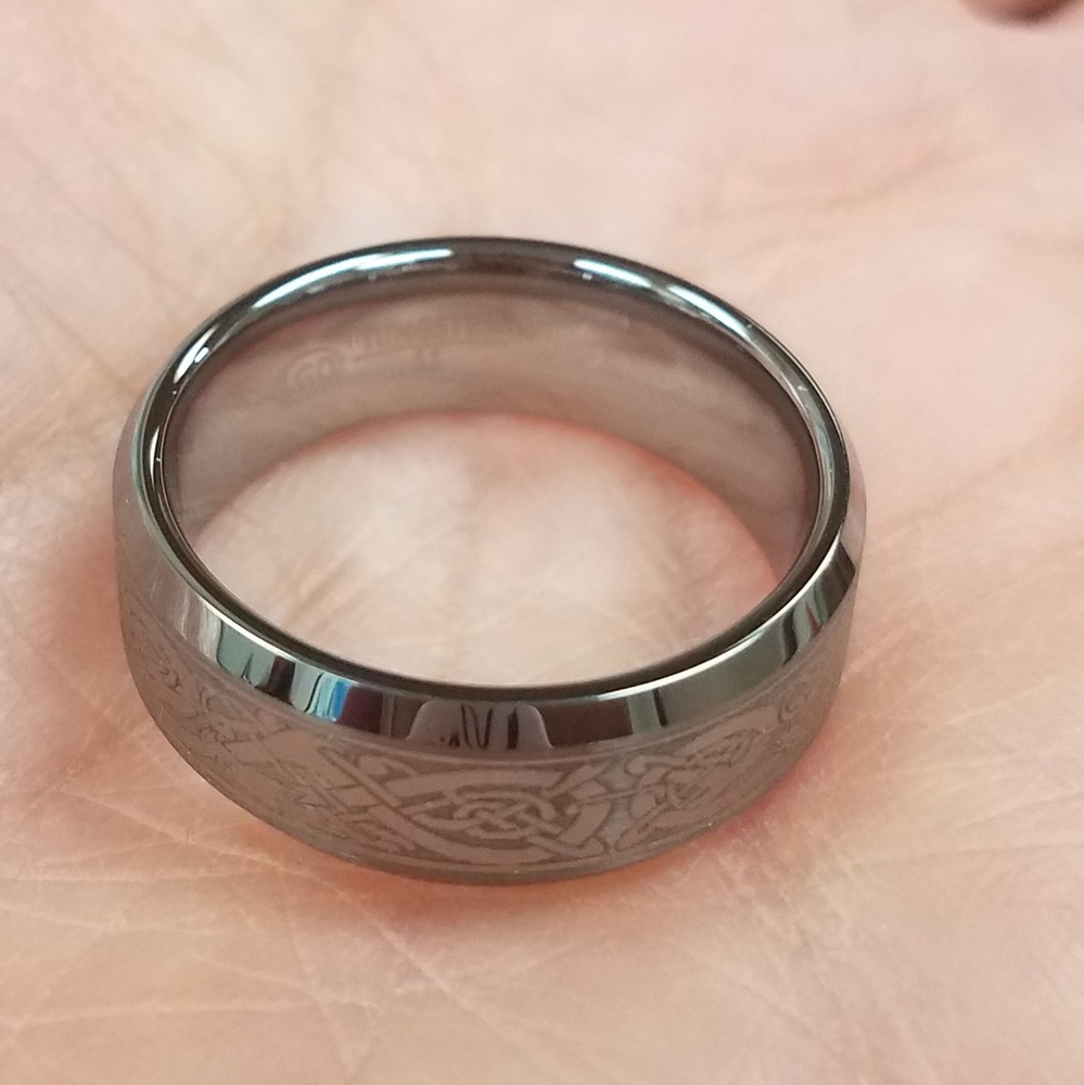 8mm Flat Celtic Dragon men's Tungsten Band Ring - Picture 5 of 6